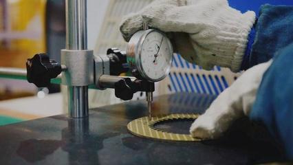 西安商網(wǎng):灃西科創(chuàng)超能力|航灃新材料:高端摩擦材料國(guó)產(chǎn)化